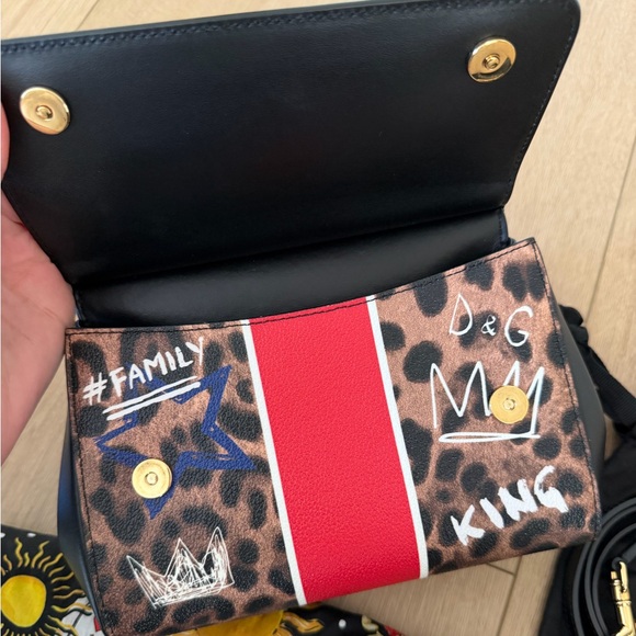 Dolce & Gabbana Graffiti Leopard Print Small Sicily Top Handle Bag - Picture 4 of 7